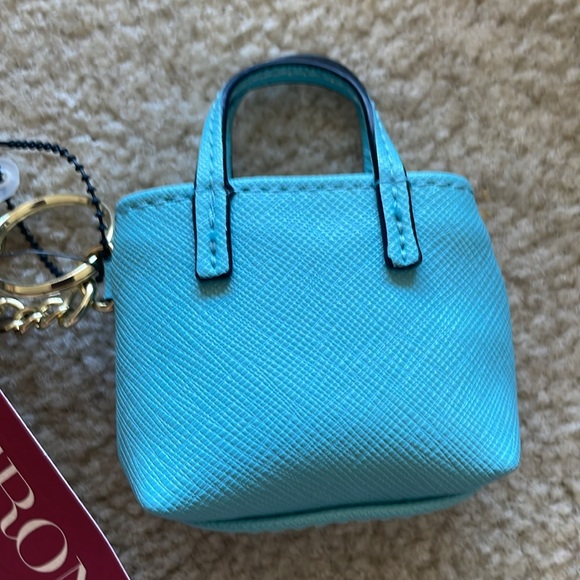 Lot of 4 Merona MINI Tote Keychains/ Bag Charms, 3 metallic and 1 Blue. NWT - Picture 5 of 11